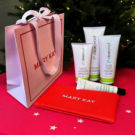 з рожевим пакетом