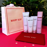 Набір засобів MK для звол. шкіри + Косметичка з неопрену MK